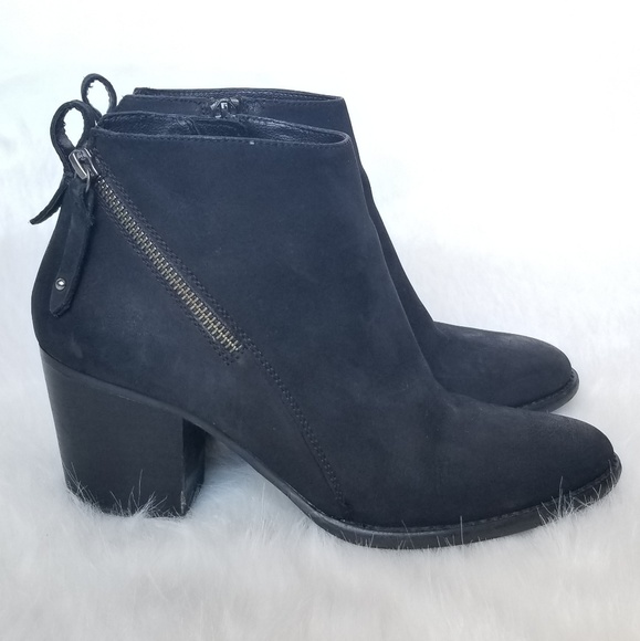 Blondo Shoes - UPDATE Blondo Waterproof Niveda Leather Ankle Boot